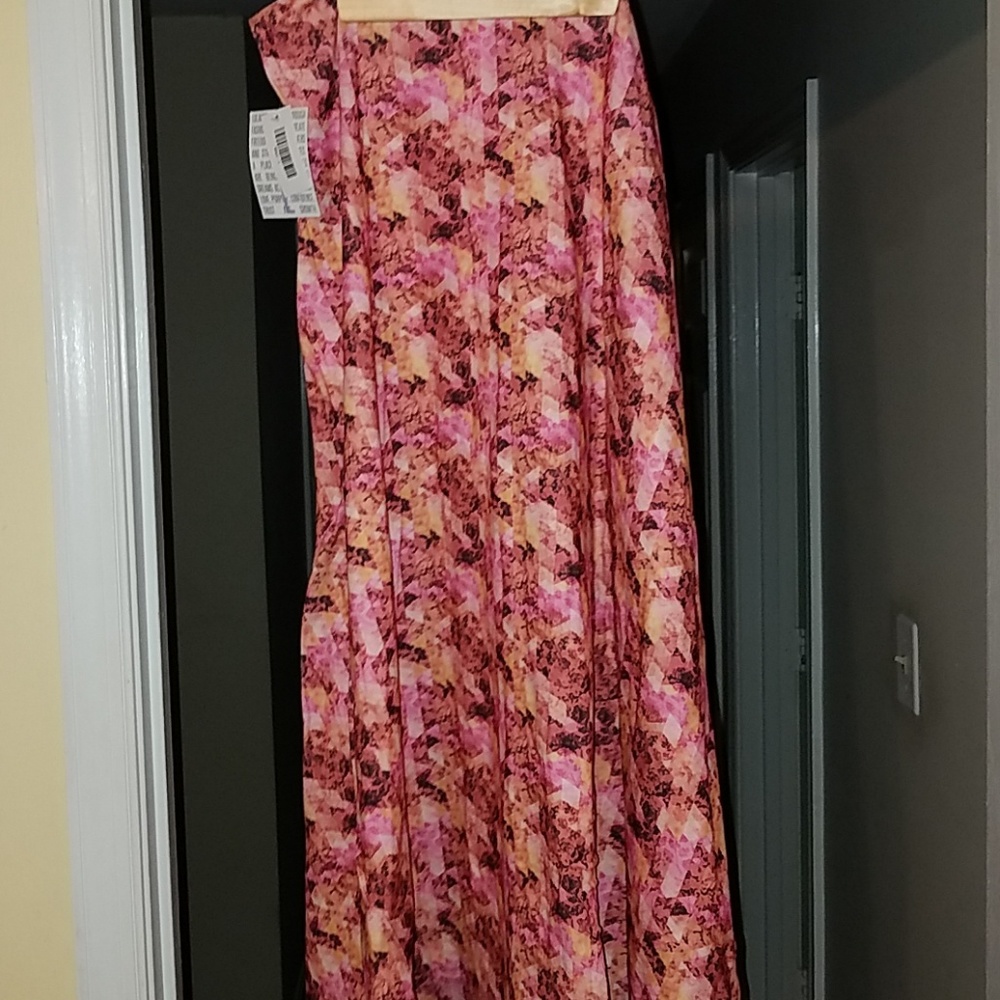 Brand new with tags Large Lularoe Maxi Skirt